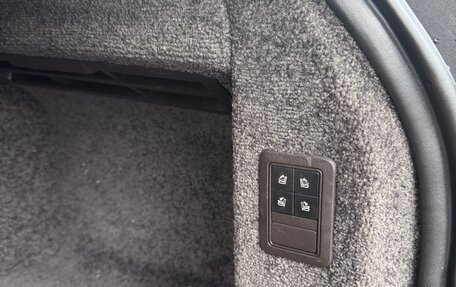 Land Rover Range Rover IV рестайлинг, 2013 год, 2 950 000 рублей, 16 фотография