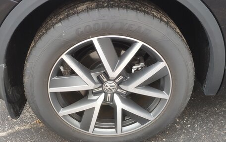 Volkswagen Touareg III, 2020 год, 9 000 000 рублей, 5 фотография