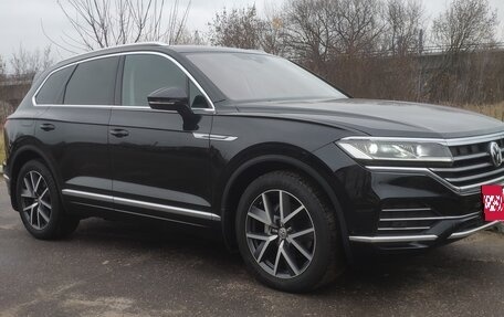 Volkswagen Touareg III, 2020 год, 9 000 000 рублей, 4 фотография