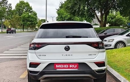 Volkswagen T-Roc I, 2022 год, 1 655 000 рублей, 5 фотография