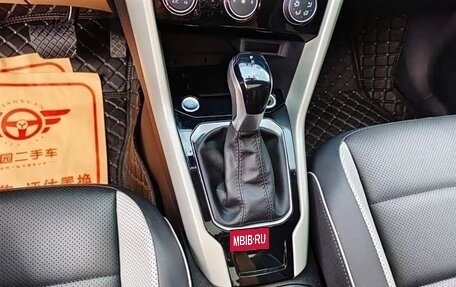 Volkswagen T-Roc I, 2022 год, 1 655 000 рублей, 12 фотография