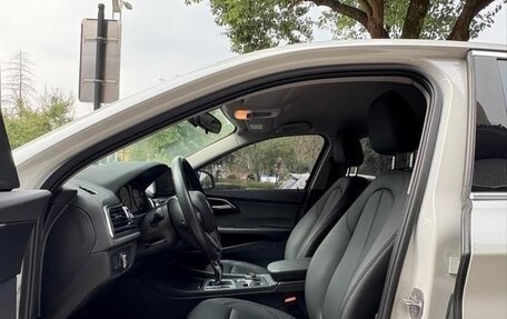 BMW 1 серия, 2022 год, 1 550 000 рублей, 6 фотография