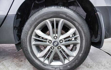 Hyundai ix35 I рестайлинг, 2013 год, 1 290 000 рублей, 18 фотография