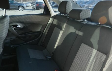 Volkswagen Polo VI (EU Market), 2012 год, 549 000 рублей, 18 фотография