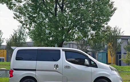 Nissan NV200, 2016 год, 1 355 000 рублей, 5 фотография