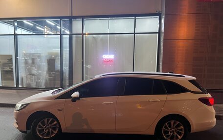 Opel Astra K, 2020 год, 1 450 000 рублей, 2 фотография