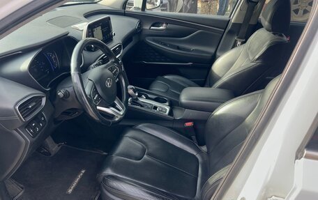 Hyundai Santa Fe IV, 2018 год, 2 299 000 рублей, 14 фотография