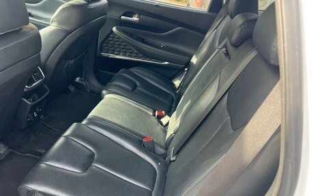 Hyundai Santa Fe IV, 2018 год, 2 299 000 рублей, 18 фотография