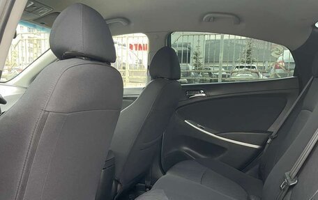 Hyundai Solaris II рестайлинг, 2012 год, 800 000 рублей, 9 фотография