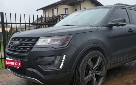 Ford Explorer VI, 2017 год, 3 300 000 рублей, 4 фотография