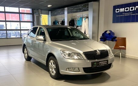 Skoda Octavia, 2010 год, 800 000 рублей, 2 фотография