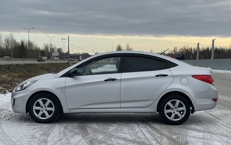 Hyundai Solaris II рестайлинг, 2011 год, 747 000 рублей, 31 фотография