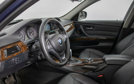 BMW 3 серия, 2011 год, 1 120 000 рублей, 10 фотография
