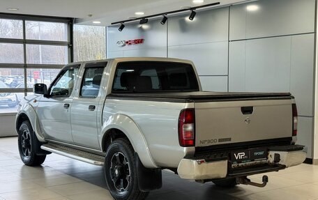 Nissan NP300, 2012 год, 1 185 000 рублей, 4 фотография