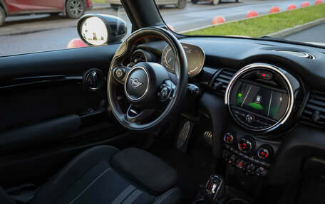 MINI Hatch, 2020 год, 3 190 000 рублей, 9 фотография