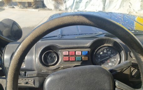 ЛуАЗ 3159, 2000 год, 700 000 рублей, 8 фотография