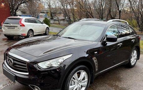 Infiniti FX II, 2012 год, 2 200 000 рублей, 2 фотография