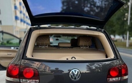 Volkswagen Touareg III, 2007 год, 1 250 000 рублей, 2 фотография