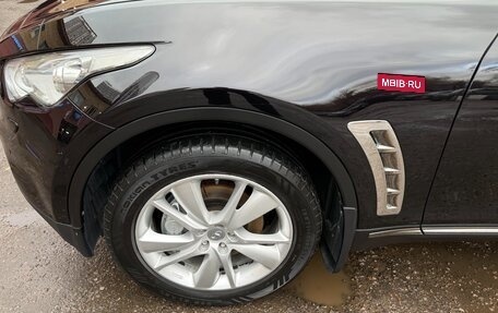 Infiniti FX II, 2012 год, 2 200 000 рублей, 9 фотография