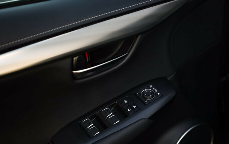 Lexus NX I, 2017 год, 3 399 000 рублей, 13 фотография