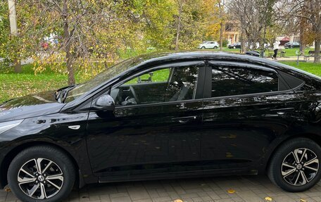 Hyundai Solaris II рестайлинг, 2017 год, 1 275 000 рублей, 4 фотография