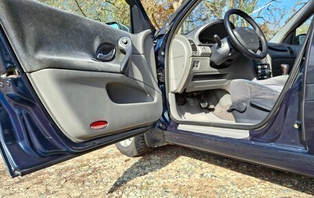 Renault Laguna II, 2002 год, 390 000 рублей, 14 фотография