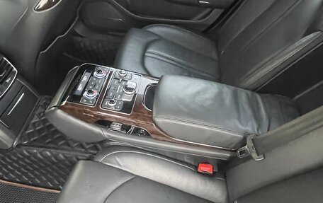 Audi A8, 2013 год, 2 550 000 рублей, 11 фотография