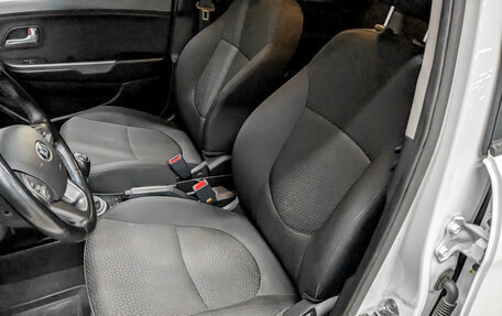 KIA Rio III рестайлинг, 2014 год, 1 045 000 рублей, 20 фотография