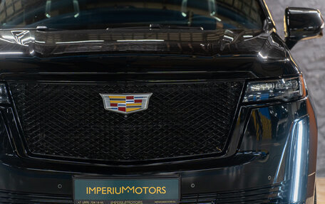 Cadillac Escalade V, 2022 год, 12 890 000 рублей, 3 фотография