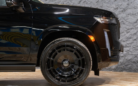 Cadillac Escalade V, 2022 год, 12 890 000 рублей, 6 фотография