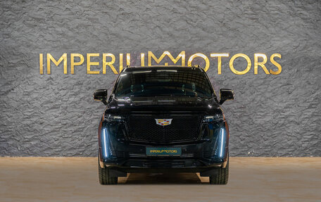 Cadillac Escalade V, 2022 год, 12 890 000 рублей, 2 фотография