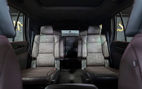 Cadillac Escalade V, 2022 год, 12 890 000 рублей, 19 фотография