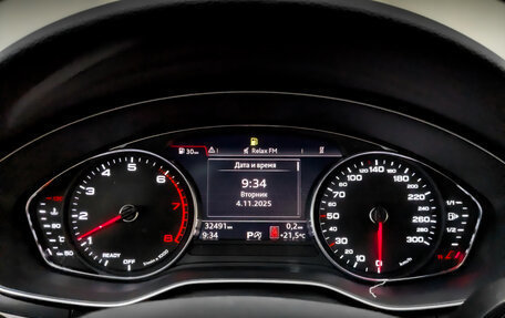 Audi A4, 2019 год, 2 950 000 рублей, 13 фотография