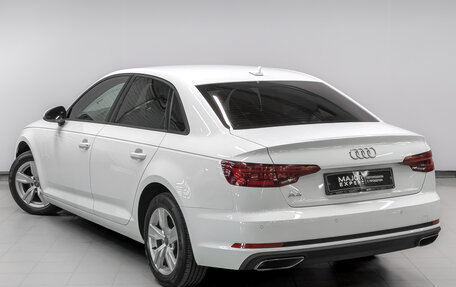 Audi A4, 2019 год, 2 950 000 рублей, 7 фотография