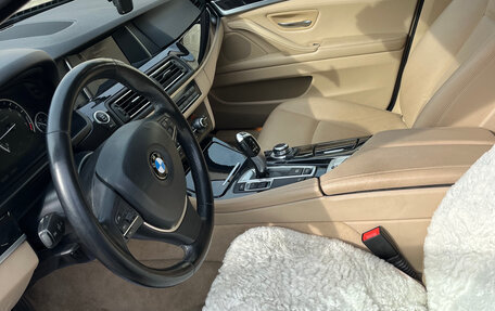 BMW 5 серия, 2014 год, 2 300 000 рублей, 10 фотография