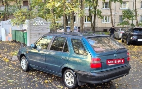 Skoda Felicia I рестайлинг, 1997 год, 125 000 рублей, 2 фотография