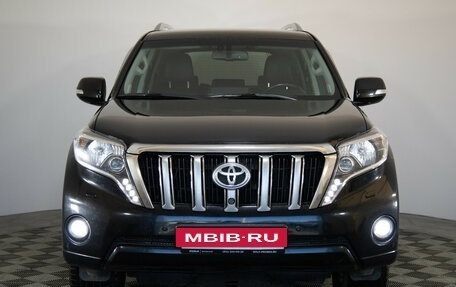 Toyota Land Cruiser Prado 150 рестайлинг 2, 2013 год, 2 990 000 рублей, 2 фотография