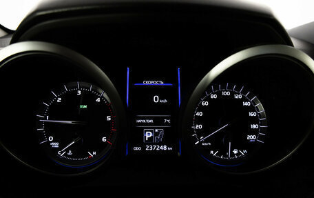 Toyota Land Cruiser Prado 150 рестайлинг 2, 2013 год, 2 990 000 рублей, 15 фотография