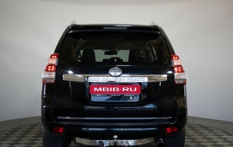 Toyota Land Cruiser Prado 150 рестайлинг 2, 2013 год, 2 990 000 рублей, 6 фотография