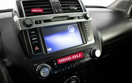 Toyota Land Cruiser Prado 150 рестайлинг 2, 2013 год, 2 990 000 рублей, 19 фотография