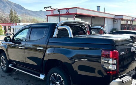 Mitsubishi L200 IV рестайлинг, 2021 год, 3 650 000 рублей, 9 фотография