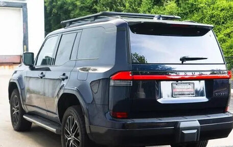 Lexus GX, 2024 год, 13 300 000 рублей, 8 фотография