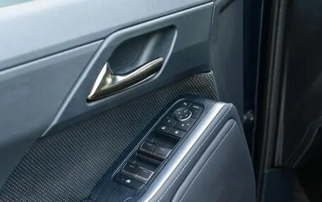 Lexus GX, 2024 год, 13 300 000 рублей, 19 фотография