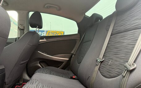 Hyundai Solaris II рестайлинг, 2015 год, 819 000 рублей, 21 фотография