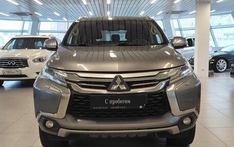 Mitsubishi Pajero Sport III рестайлинг, 2018 год, 2 385 000 рублей, 2 фотография