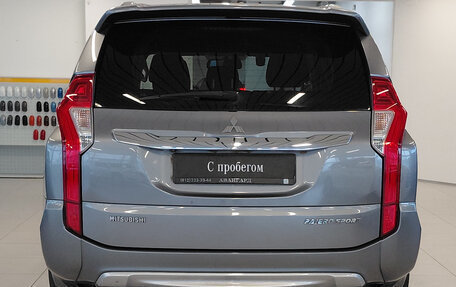 Mitsubishi Pajero Sport III рестайлинг, 2018 год, 2 385 000 рублей, 4 фотография