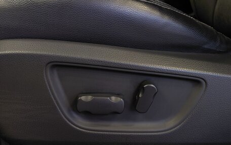 Mitsubishi Pajero Sport III рестайлинг, 2018 год, 2 385 000 рублей, 10 фотография