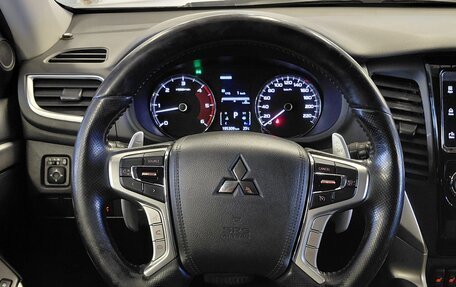 Mitsubishi Pajero Sport III рестайлинг, 2018 год, 2 385 000 рублей, 17 фотография