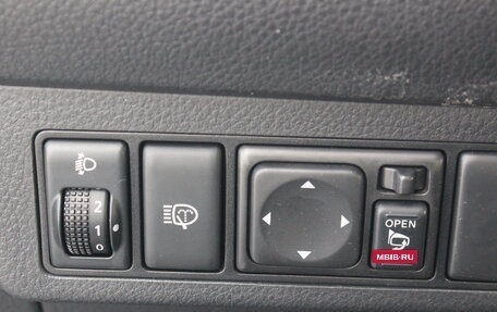 Nissan Tiida, 2010 год, 897 000 рублей, 20 фотография