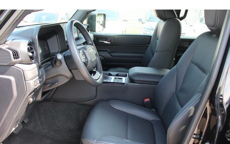 Toyota Land Cruiser Prado, 2024 год, 8 995 000 рублей, 3 фотография